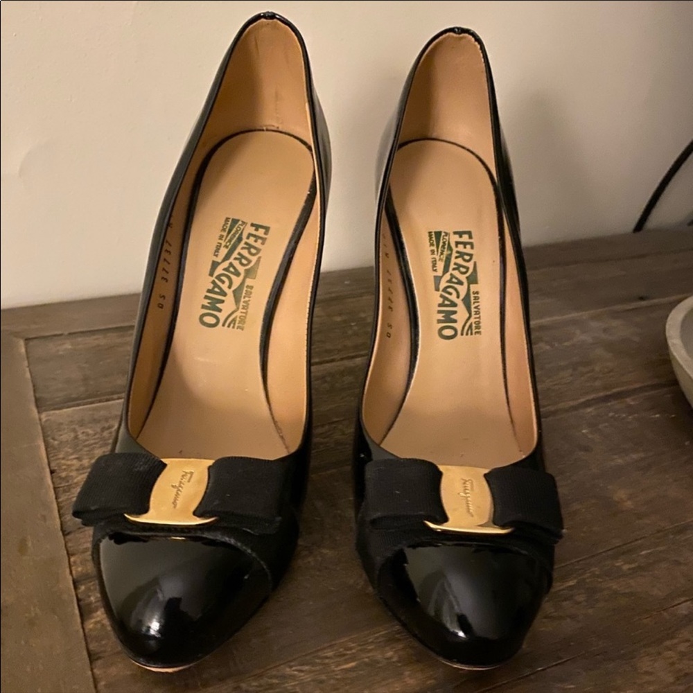 Salvatore ferragamo patent black heels!!!